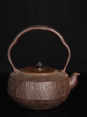 K日本铁壶 日本老铁壶 正寿堂 木纹 铜盖 稳重型 老铁壶,品相好