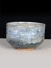 日本茶碗 陶瓷茶碗 晃山作抹茶碗 蓝釉，高温烧制，釉水肥润，结晶，质感强烈