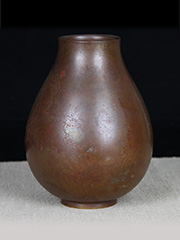 日本花器 铸铜花瓶 紫斑铜 有些许刮痕 特价出售