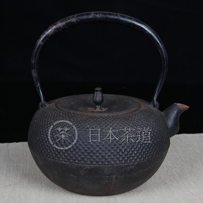 日本铁壶 南部及川宽治造 车轴型 霰纹 老铁壶 收藏使用皆宜