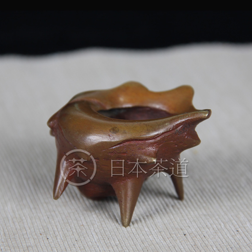 日本铜器 唐铜海螺型盖置 海螺造型，做工细腻，可做盖置，或者一个小香炉都十分可爱，少有器型。