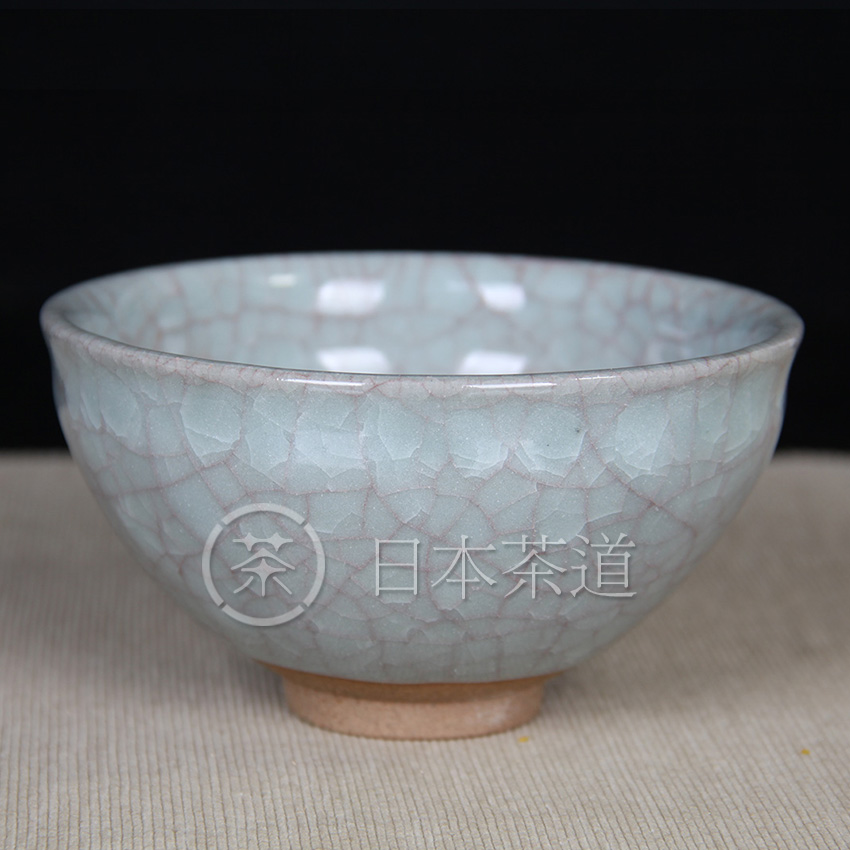 日本茶碗 秀泉陶苑作 豆青蓝