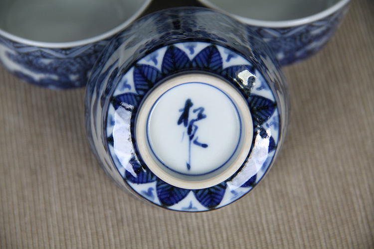 日本陶瓷平安松泉制手绘山水青花茶杯六客一组带原装供箱