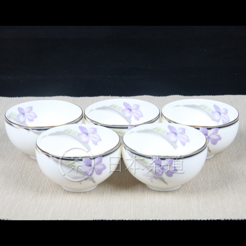 日本陶瓷 日本紫兰花品茶杯五客 绘制紫兰花，薄胎工艺，带原装供箱，性价比高