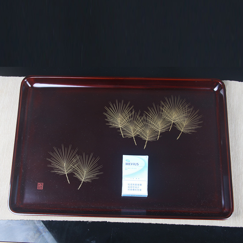 日本漆器 日本轮岛涂木胎漆器超大长方形漆器盘 刻绘松针纹，涂金，尺寸超大，棕红大漆