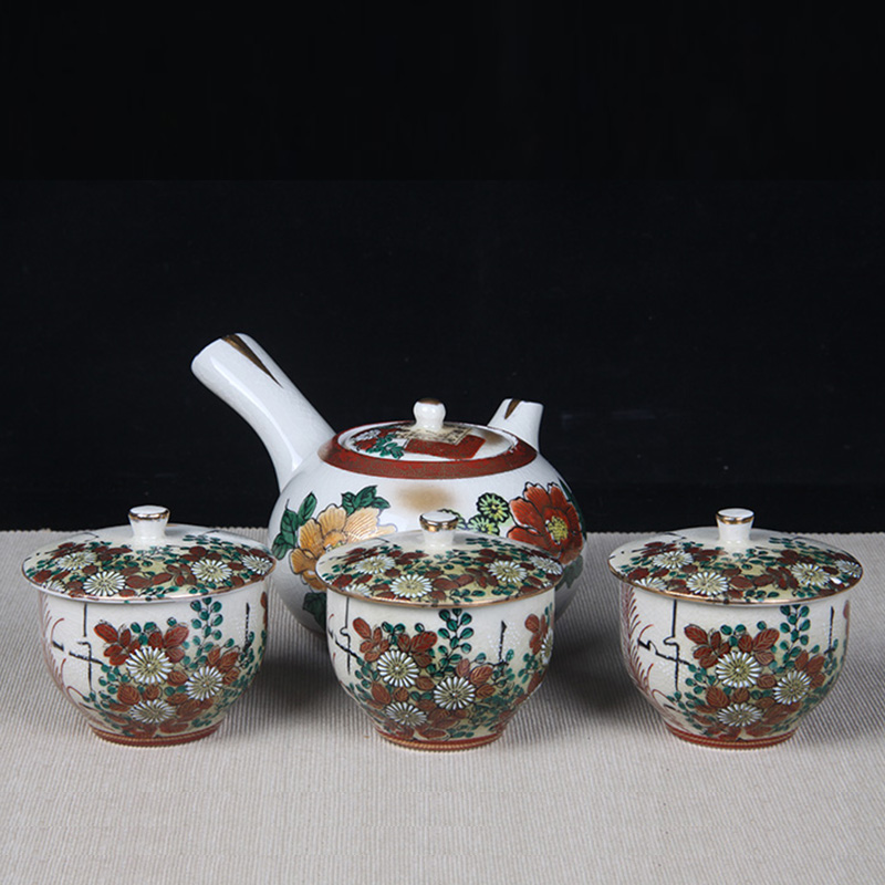 日本陶瓷茶道组 日本九谷烧菊花纹侧把急需品茶杯四件套 日本九谷烧工艺，九谷美泉作，画工精细，发色靓丽