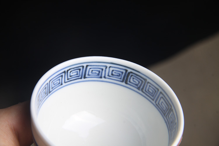 日本茶杯组 日本青花双线内彩回纹高足杯五客 日本青花工艺,外部绘制