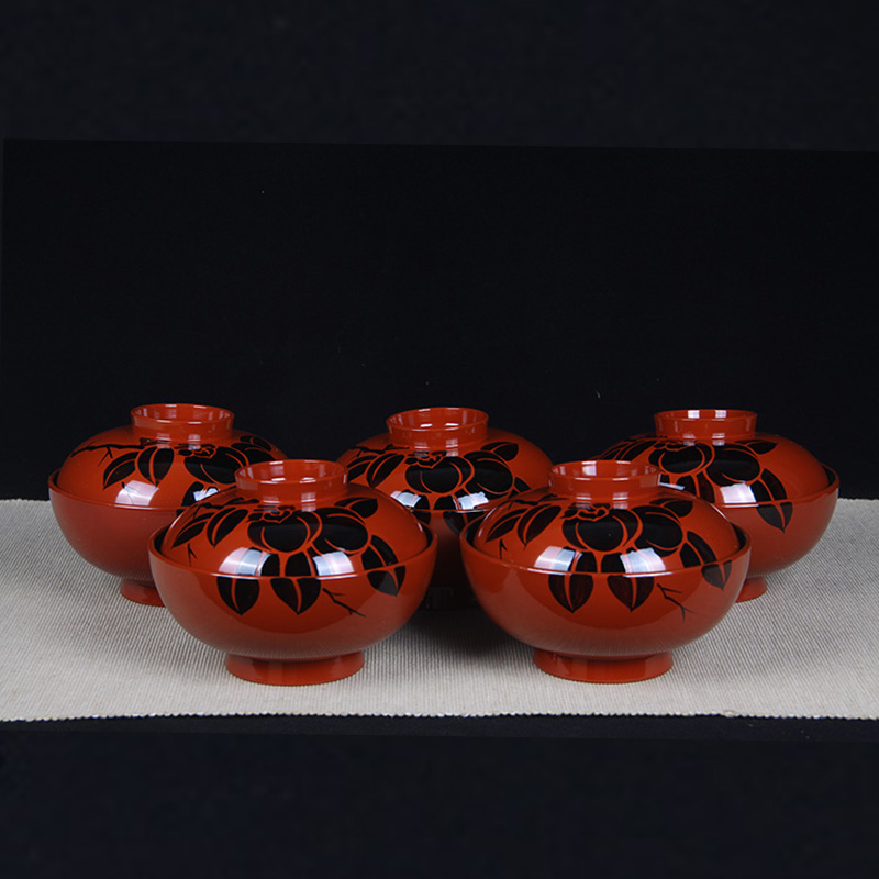 日本漆器 日本轮岛涂木胎漆器碗五客 日本轮岛涂木胎漆器工艺，制作有盖漆器碗，内黑漆，外朱红大漆