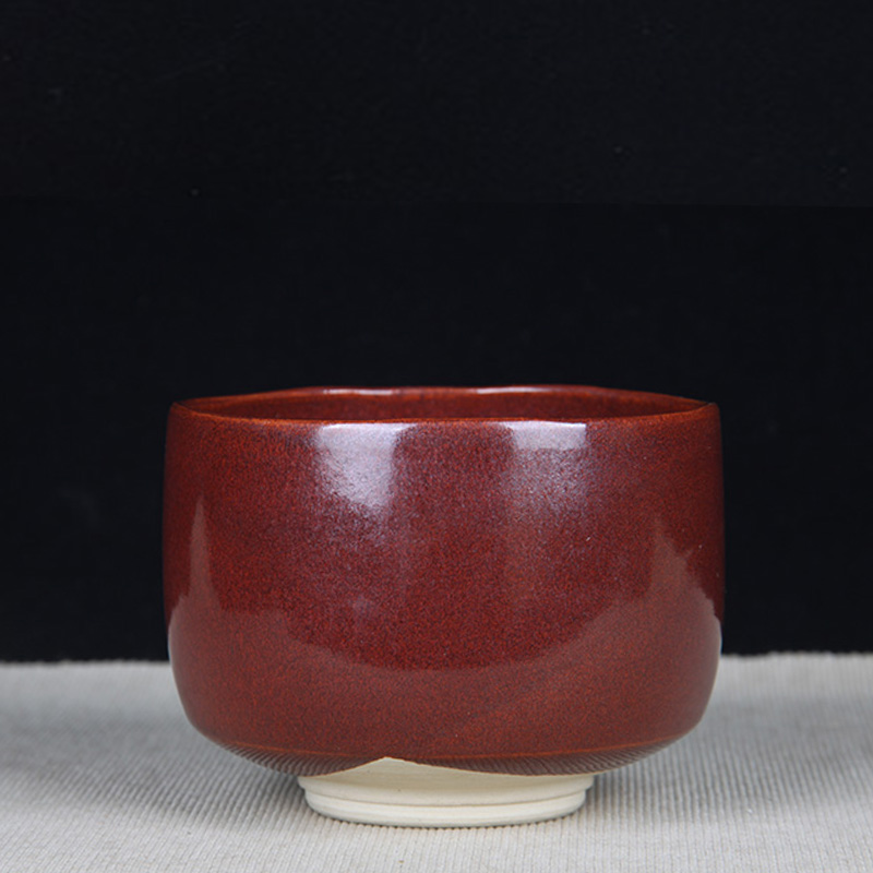 日本抹茶碗 日本辰砂釉抹茶碗 日本传统器形抹茶碗，辰砂釉工艺，釉水肥润，烧制温度高，带作者款识