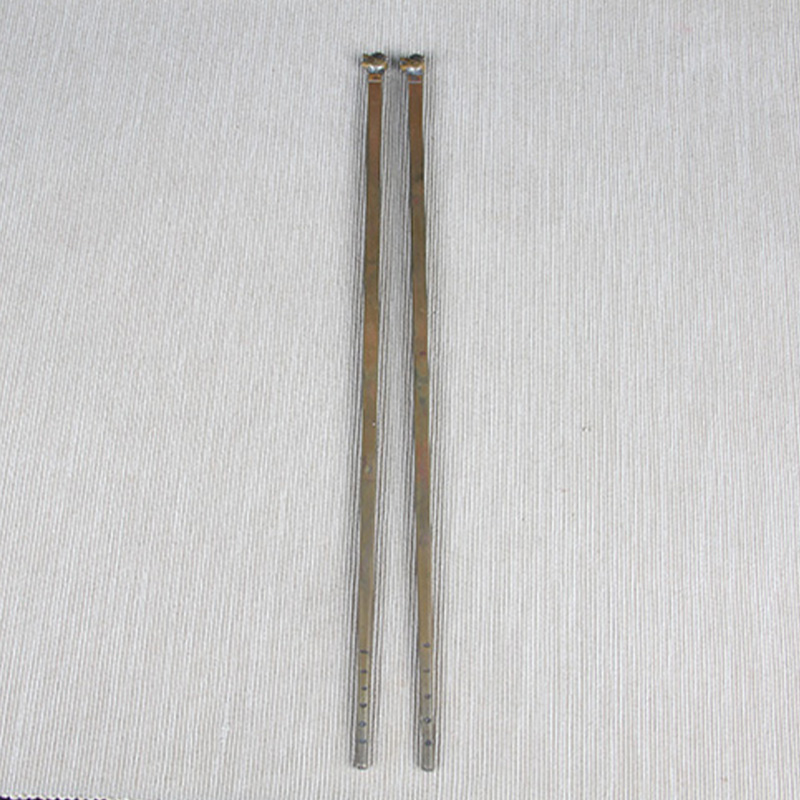 日本茶器 日本唐铜鸳鸯火箸 日本唐铜工艺火箸，顶端铸造鸳鸯纹，涂银