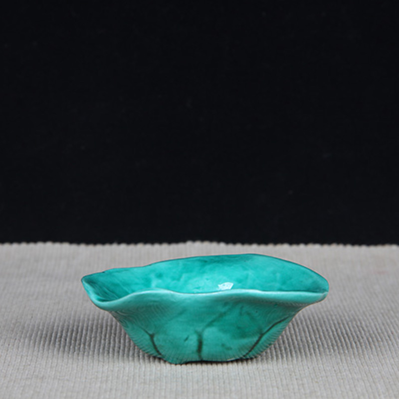 日本陶瓷 日本绿釉荷叶型小盆