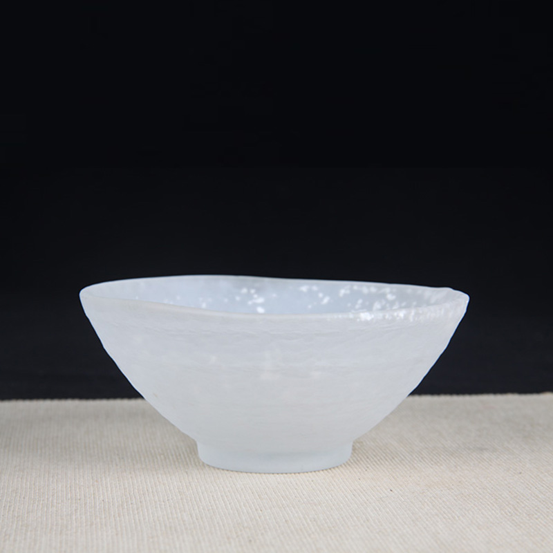 日本抹茶碗 日本琉璃花斑斗笠型抹茶碗 日本斗笠型抹茶碗，日本琉璃工艺，内烧制白色花斑，一只不多见的抹茶碗