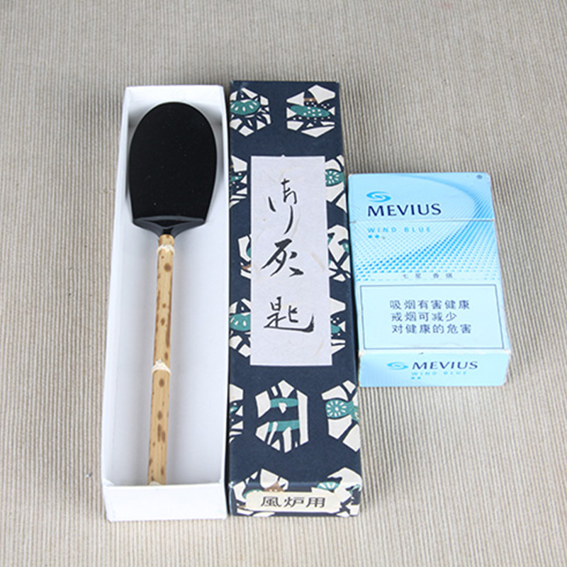 日本茶器 日本清灰匙一只 日本清灰匙，金属材质，做工精细，带供箱