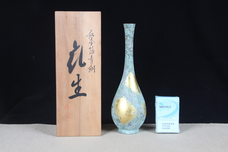 日本花器日本鎏金青铜鹤首瓶日本青铜工艺，贴金箔，长颈鹤首瓶花器花入 