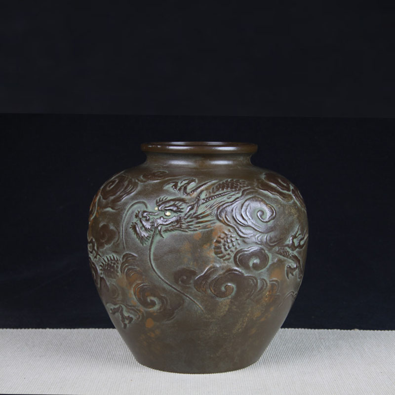日本花器 日本铸铜云龙纹大肚花瓶 日本铸铜工艺，精铸云龙纹，腾龙铸造工艺精细，栩栩如生，大肚花瓶