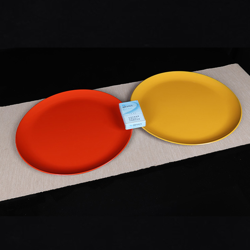 日本漆器 日本橙黄圆形漆器盘一对 一只漆面有气泡