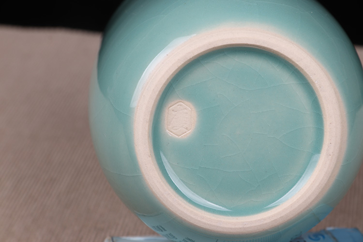 日本花器 日本青瓷枣型花器 日本青瓷花瓶,湖水蓝发色