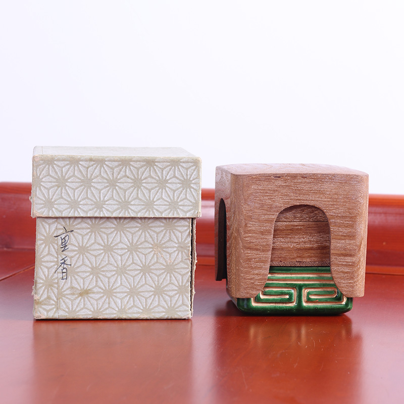 日本茶器 日本乐烧木盒三层香盒 日本三层香盒，底层乐烧工艺，绿乐烧，和乐款，二三层木质，带盖，一只做工精细的香盒